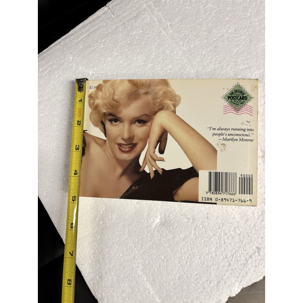 Postcard Book Marilyn Monroe by Running Press Staff 30 Cards 1989
